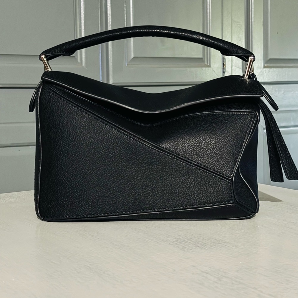 Leather puzzle bag
